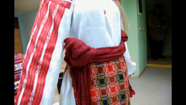 Пятро Цалка - Девичий и женский костюм с. Неглюбка смотреть онлайн