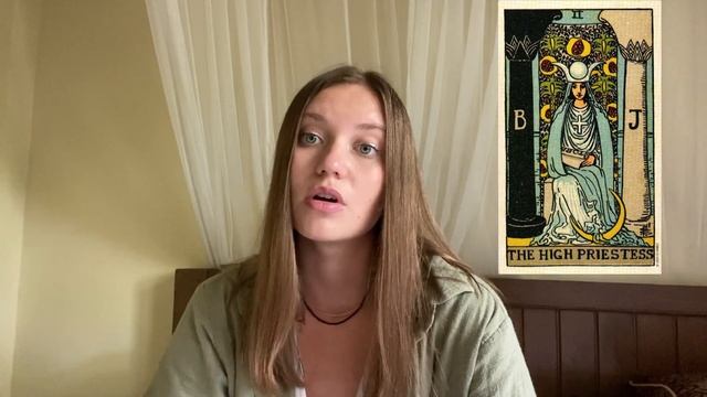 Аркан ВЕРХОВНАЯ ЖРИЦА. Описание и трактовка аркана. смотреть онлайн