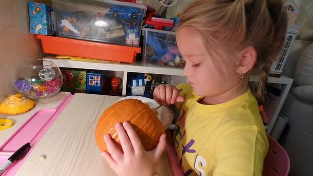 Сделать тыкву на Хэллоуин смотреть онлайн