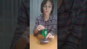 Опыт ко Дню космонавтики
