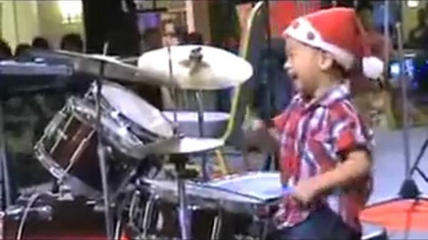Самый юный барабанщик