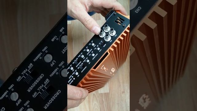 DL audio Gryphon Pro 4.200 v2 смотреть онлайн