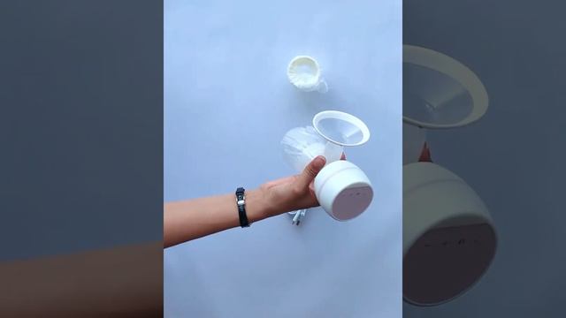 Электрический Молокоотсос Six BABY смотреть онлайн