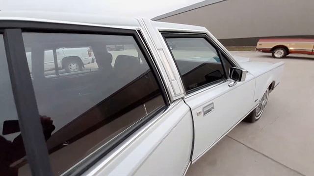 1989 Lincoln Town Car For Sale by Pederson Auto Brokers 605 213 3100 смотреть онлайн