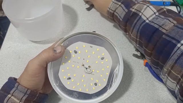 Ремонт светодиодной лампы за 5 минут смотреть онлайн