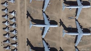 Кладбище тысяч самолетов в США. Вид из космоса.  Аризона. Тусон.