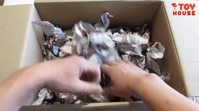 Открываю третью большую коробку с модельками 1/43. Распаковка и обзор машинок. Часть 3 ENG ESP SUB смотреть онлайн