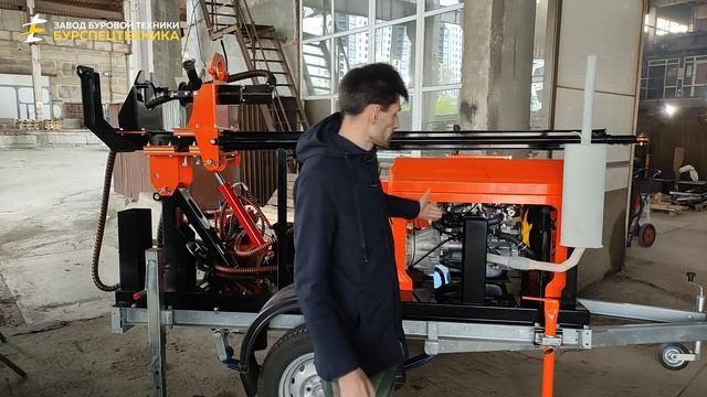 Буровая установка ГБУ 80Л. На удлиненном прицепе и мачтой под 2м инструмент. Видео от ЗБТ смотреть онлайн
