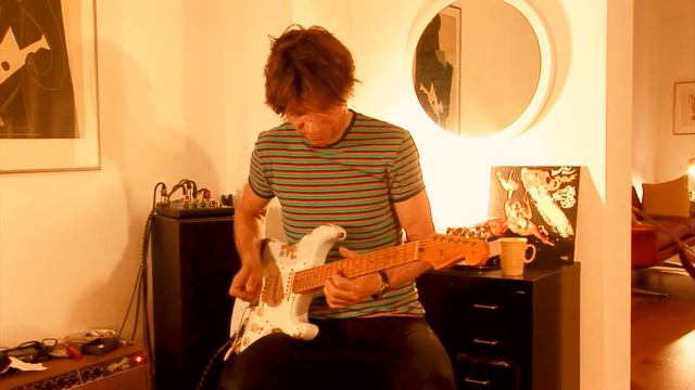 2020 Fender Stratocaster Custom Shop '57 Reissue, Heavy Relic, Sonic Blue смотреть онлайн