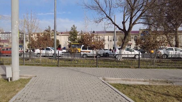 Привокзальная площадь Самарканда — Samarqandning Vokzal Maydoni