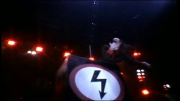 Marilyn Manson - Antichrist Superstar (From Dead To The World)