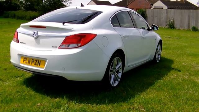 Vauxhall Insignia CDTi SRi NAV (160) 5 DOOR Hatchback смотреть онлайн