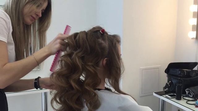 Объёмный хвост из локонов смотреть онлайн