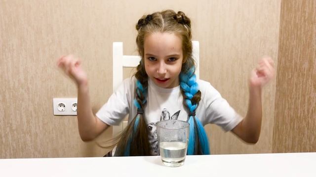 ГОРЯЧИЙ ЛЁД / Эксперимент в коробочке / Опыты / Простая наука химия смотреть онлайн