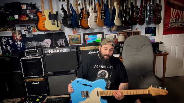 Check out This Thinline Tele…It’s Not A Fender смотреть онлайн