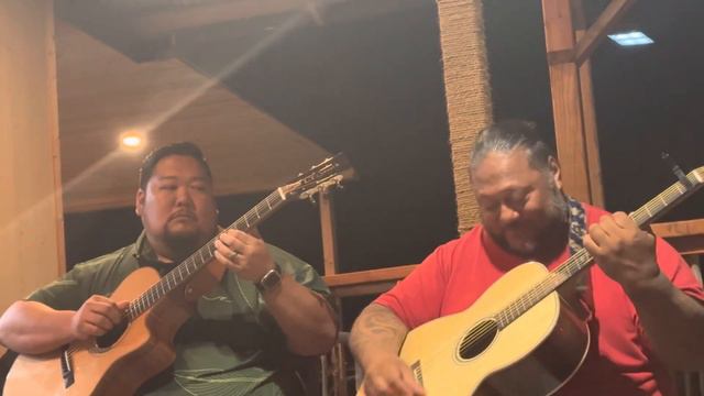 Lt Smooth playing baritone guitar w/ Mark Yamanaka - new song “live”. смотреть онлайн