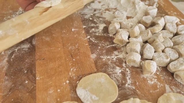 Домашние вареники с картошкой и творогом смотреть онлайн