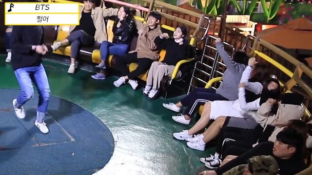 (Eng sub) 개학해도 계속되는 ITZY,트와이스,BTS로 랜덤댄스 플레이! 대구 이월드에서 월클! Random play dance l Chorus game l 방탄소년단 смотреть онлайн