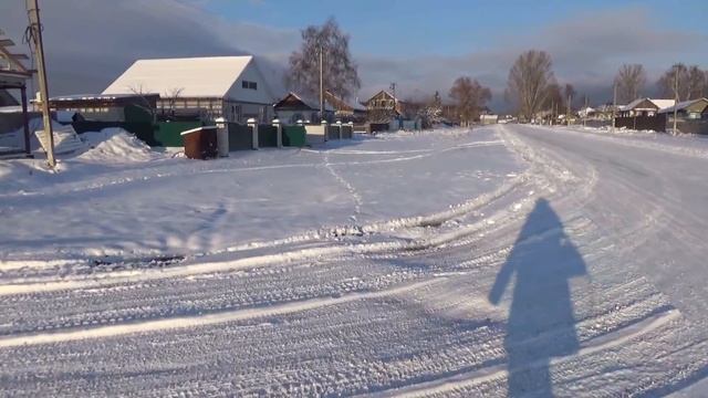 VLOG. Меняю имидж. Выпал снег. Ваня лепит.