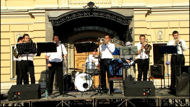  Olympic Brass смотреть онлайн