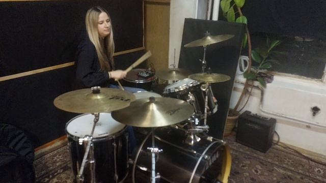 Барабаны1.mp4 смотреть онлайн