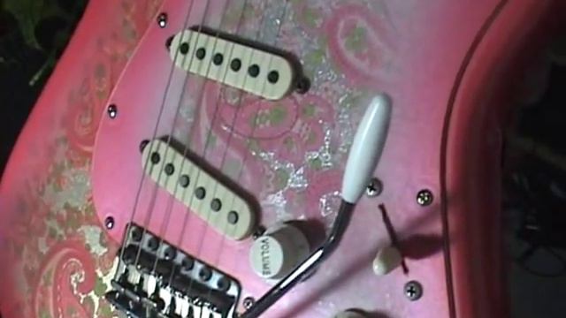 1988 Fender Stratocaster Pink Paisley Guitar Review Scott Grove смотреть онлайн