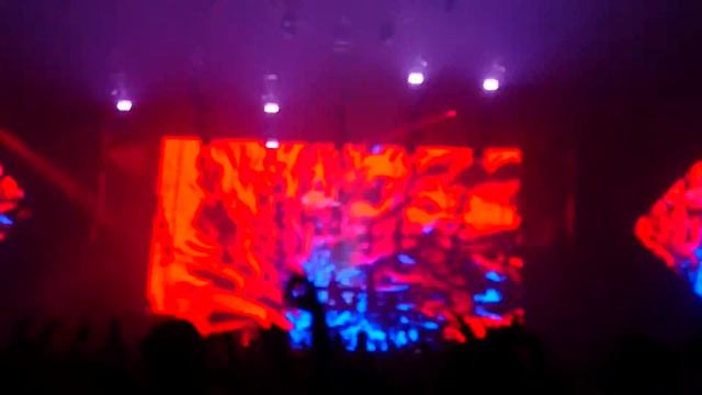 Axwell Λ Ingrosso - One/Metallica/Can´t Hold Us Down @ Heineken Music Hall смотреть онлайн