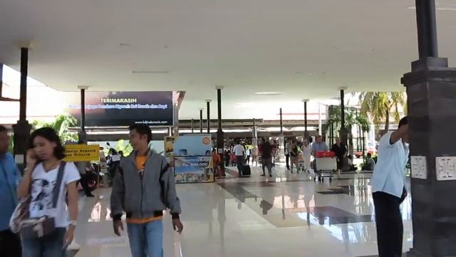 Bali Airport, Denpasar смотреть онлайн