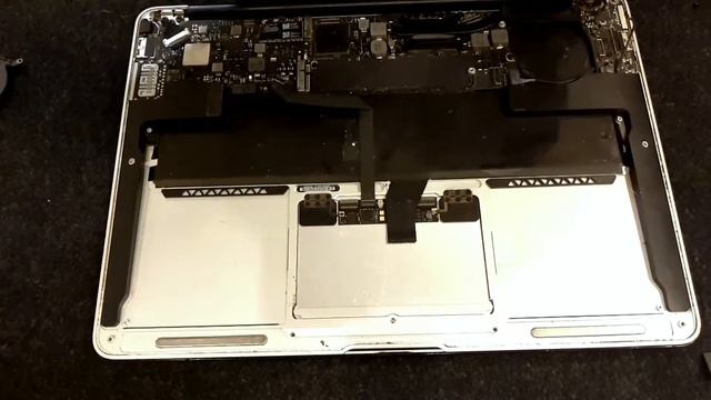 Разбор MacBook Air