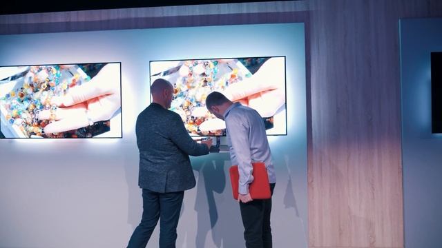 Philips OLED+936 en miniled 9636-serie - Introductie смотреть онлайн