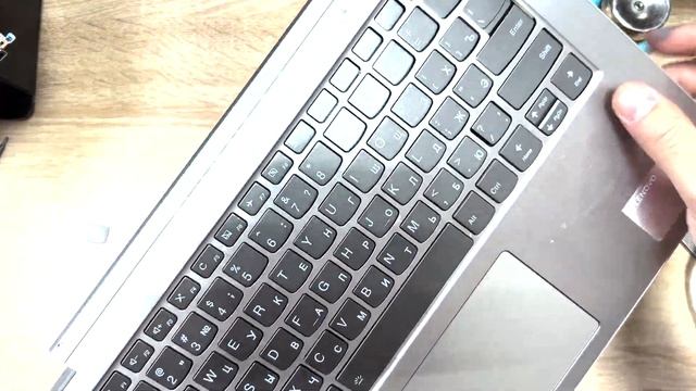 Замена впаянной клавиатуры на ноутбуке. Lenovo Yoga 530 смотреть онлайн
