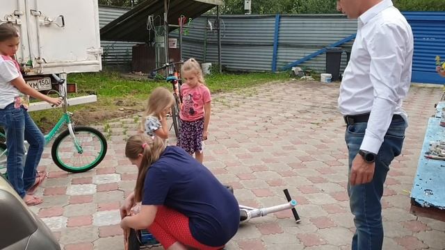ПОДАРКИ К ШКОЛЕ...Подожги гироскутер...Не снимай меня смотреть онлайн