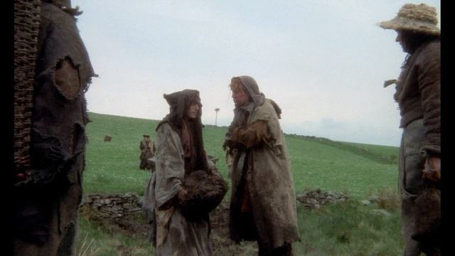 Monty Python and the Holy Grail Extended Scenes смотреть онлайн