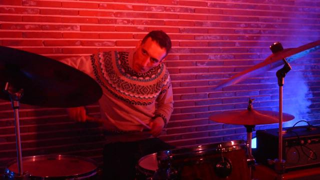 Ibai García blues project - Don't leave me alone tonight (Official video) смотреть онлайн