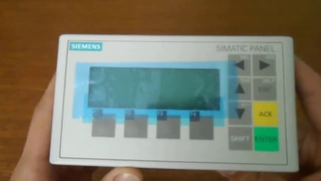 Панель оператора Siemens 6AV6640-0BA11-0AX0 смотреть онлайн