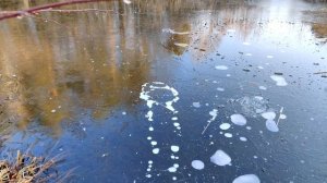 ✅?МОЩНАЯ РАКЕТА + ЛЁД?❄️ВЗРЫВАЕМ ЛЕД БОЛЬШИМИ ПЕТАРДАМИ и РАКЕТАМИ?ВЗРЫВАЮ ПЕТАРДЫ ПОДО ЛЬДОМ