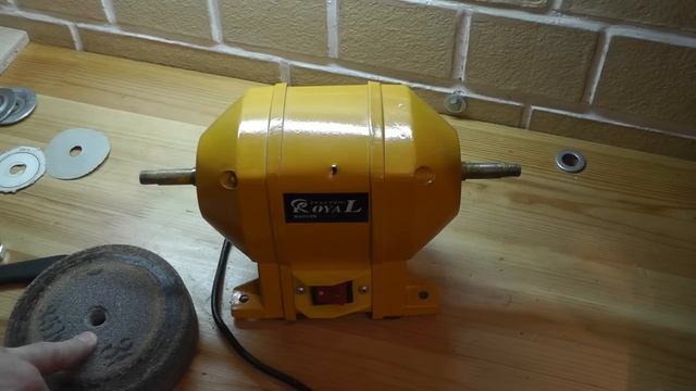 Как убрать биение наждачного круга? Точило за бесценок и его балансировка смотреть онлайн