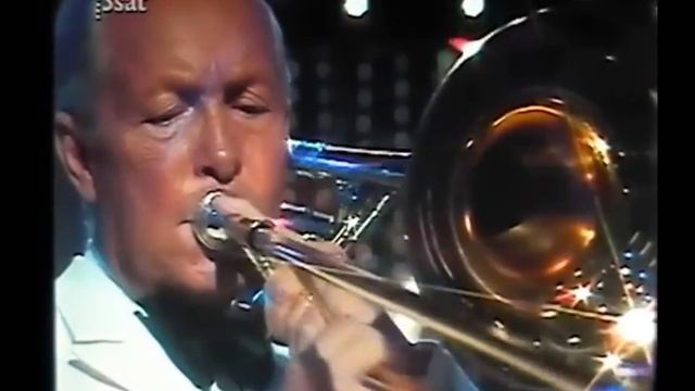George Roberts Trombone - Makin' Whoopee - RIAS Big Band, Jiggs Whigham, cond. (video) смотреть онлайн