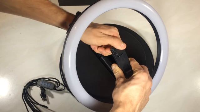 Обзор кругового освещения для блогера . Студийный свет , Портативный кольцевой свет. смотреть онлайн