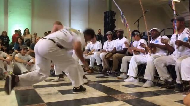 Smithsonian folk festival capoeira angola mestre Joao grande mestre jelon смотреть онлайн