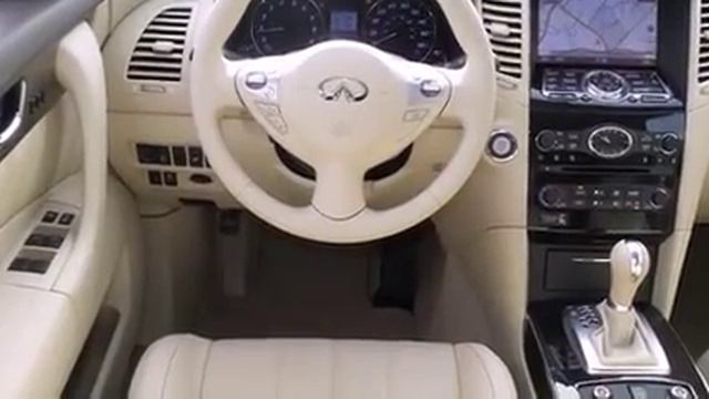2015 Infiniti QX70 3.7 with Premium Package смотреть онлайн