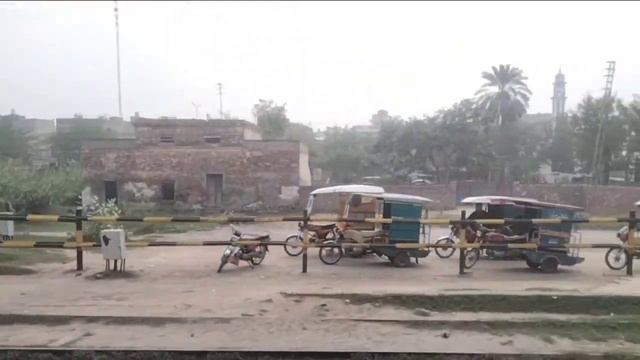 Shalimar Express Lahore To Khanewal смотреть онлайн