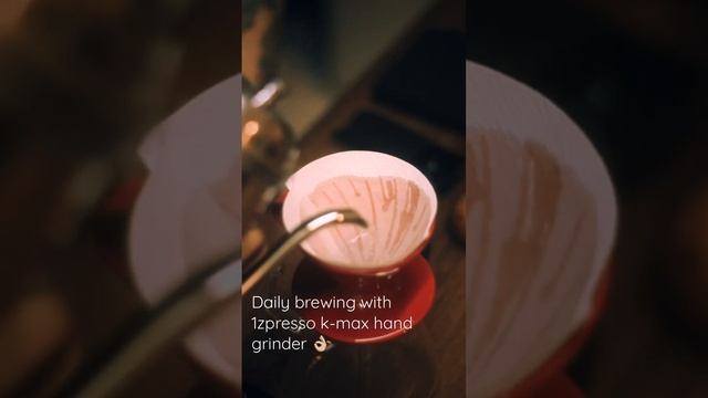 I can call it "comandant* killer" | 1zpresso K-max. #coffee #handgrinder #1zpresso #manualbrewonly смотреть онлайн