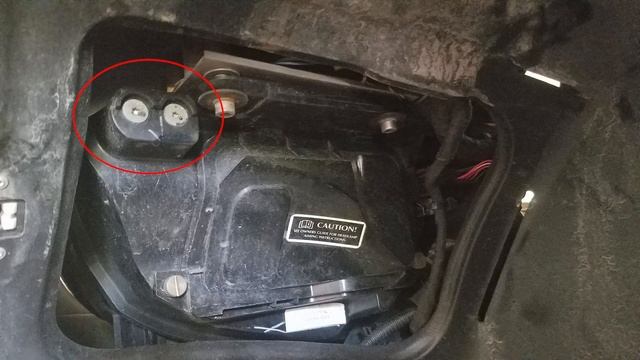 Aston Martin Headlights: Lenses, Condensation, and Construction! смотреть онлайн