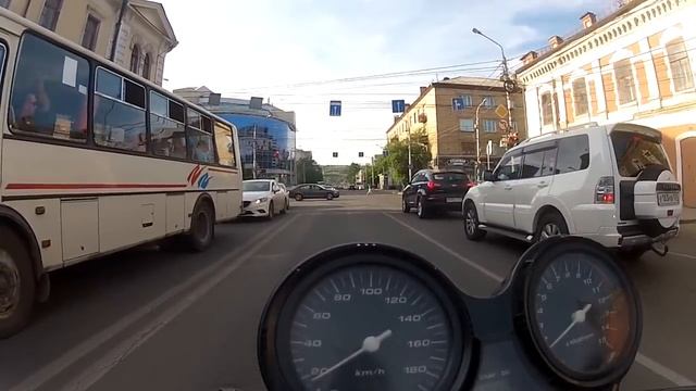 А815АА24 не захотел стоять в пробке смотреть онлайн