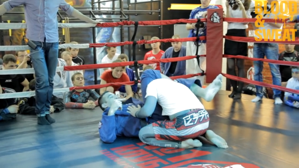 Фабрисио Вердум. Удушение треугольник Fabricio Werdum. Triangle choke смотреть онлайн