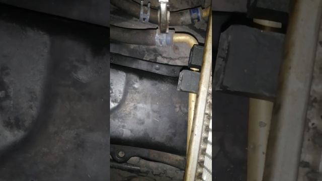 desmontaje de radiador motor Toyota 3s смотреть онлайн