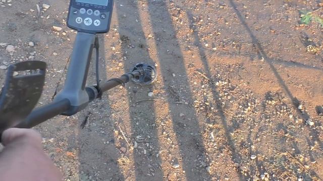 БЫЛА ДЕРЕВНЯ, А ТЕПЕРЬ ПЛЯЖ, ЧТО ТАМ МОЖНО НАЙТИ? смотреть онлайн