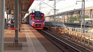 D1 МЦД «Окружная» Электричка РЭКС ЭКСПРЕСС прибывает на высокой скорости