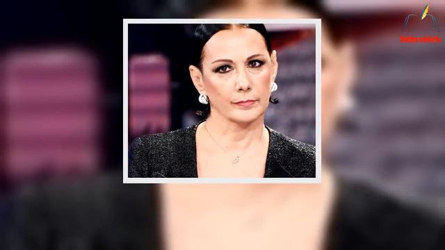 Consumata dalla malattia in appena sette mesi'' com’è morta Anna Kanakis a soli 61 anni смотреть онлайн